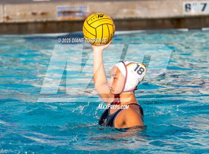 Thumbnail 2 in San Marcos vs Woodrow Wilson (Bill Barnett Holiday Cup) photogallery.
