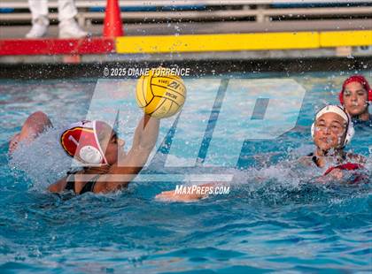 Thumbnail 3 in San Marcos vs Woodrow Wilson (Bill Barnett Holiday Cup) photogallery.
