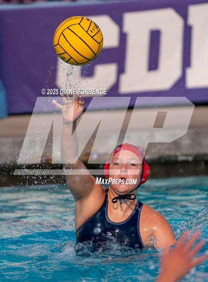 Thumbnail 2 in San Marcos vs Woodrow Wilson (Bill Barnett Holiday Cup) photogallery.