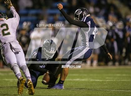 Thumbnail 2 in Damien @ Camarillo (CIFSS D4 Playoff) photogallery.