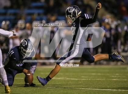 Thumbnail 1 in Damien @ Camarillo (CIFSS D4 Playoff) photogallery.