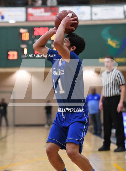Thumbnail 2 in Southwest SD vs. San Diego Academy (CIF SDS D5 Final) photogallery.