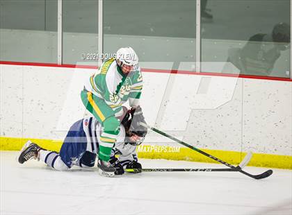 Thumbnail 3 in Eagle River vs Service photogallery.