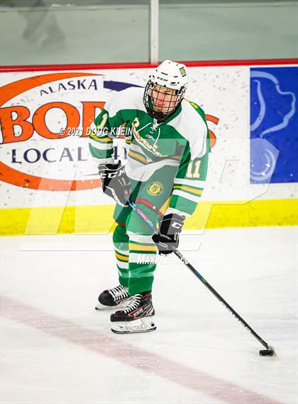 Thumbnail 2 in Eagle River vs Service photogallery.