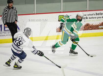Thumbnail 2 in Eagle River vs Service photogallery.
