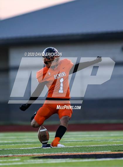Thumbnail 2 in Dumas vs. Perryton photogallery.