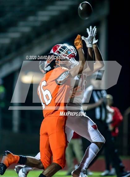 Thumbnail 2 in Dumas vs. Perryton photogallery.