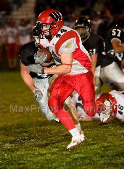 Thumbnail 2 in Westfield vs. Longmeadow photogallery.