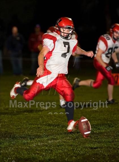 Thumbnail 2 in Westfield vs. Longmeadow photogallery.