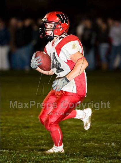 Thumbnail 3 in Westfield vs. Longmeadow photogallery.