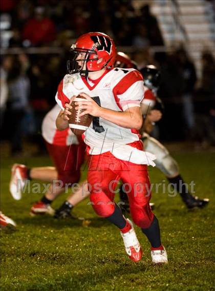 Thumbnail 2 in Westfield vs. Longmeadow photogallery.