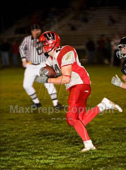 Thumbnail 3 in Westfield vs. Longmeadow photogallery.