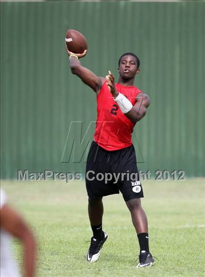 Thumbnail 3 in Manor vs Stony Point (IFAF USA Football 7-on-7 Tournament) photogallery.