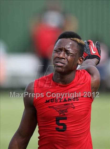 Thumbnail 3 in Manor vs Stony Point (IFAF USA Football 7-on-7 Tournament) photogallery.