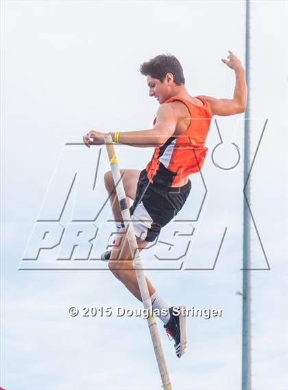 Thumbnail 3 in CIF State Track and Field Championships (Boys Pole Vault Qualifications) photogallery.