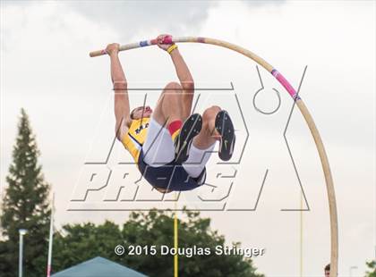 Thumbnail 2 in CIF State Track and Field Championships (Boys Pole Vault Qualifications) photogallery.