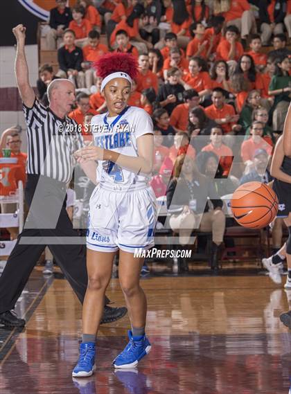 Thumbnail 2 in Hamilton Heights vs. Winter Haven (GEICO National Tournament Semifinal) photogallery.