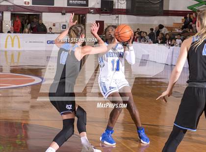 Thumbnail 3 in Hamilton Heights vs. Winter Haven (GEICO National Tournament Semifinal) photogallery.