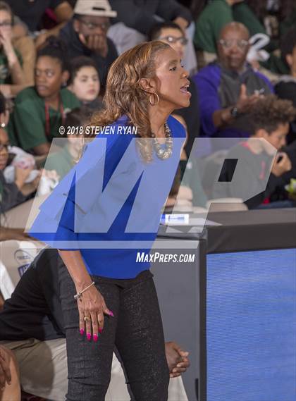 Thumbnail 1 in Hamilton Heights vs. Winter Haven (GEICO National Tournament Semifinal) photogallery.