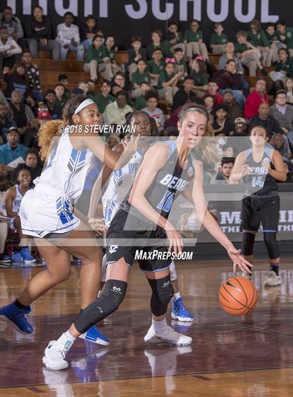 Thumbnail 1 in Hamilton Heights vs. Winter Haven (GEICO National Tournament Semifinal) photogallery.