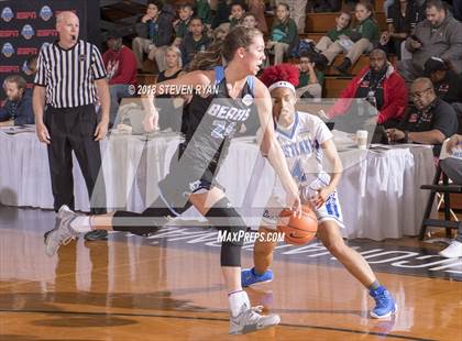 Thumbnail 2 in Hamilton Heights vs. Winter Haven (GEICO National Tournament Semifinal) photogallery.