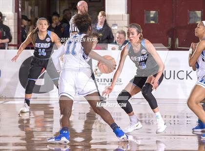 Thumbnail 3 in Hamilton Heights vs. Winter Haven (GEICO National Tournament Semifinal) photogallery.
