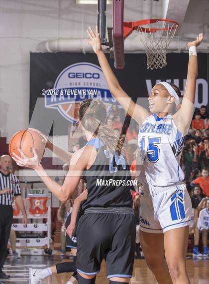 Thumbnail 1 in Hamilton Heights vs. Winter Haven (GEICO National Tournament Semifinal) photogallery.
