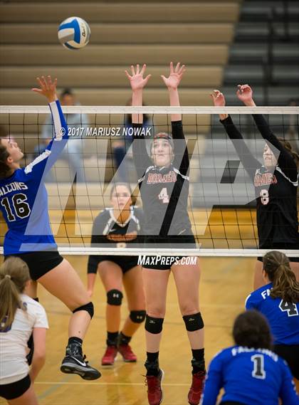 Thumbnail 2 in Romeo @ Rochester (MHSAA District Semifinal) photogallery.