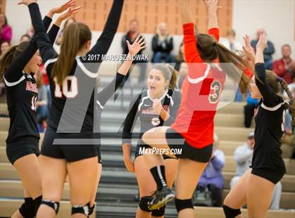 Thumbnail 3 in Romeo @ Rochester (MHSAA District Semifinal) photogallery.