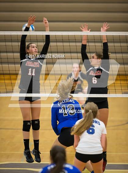 Thumbnail 2 in Romeo @ Rochester (MHSAA District Semifinal) photogallery.
