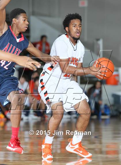 Thumbnail 1 in La Porte vs. Allen (McDonald's Texas Invitational) photogallery.