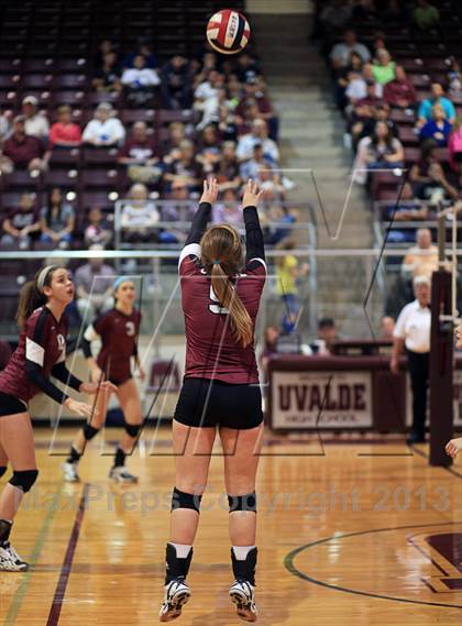 Thumbnail 2 in Floresville @ Uvalde photogallery.