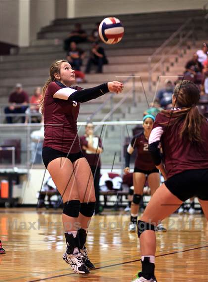 Thumbnail 2 in Floresville @ Uvalde photogallery.