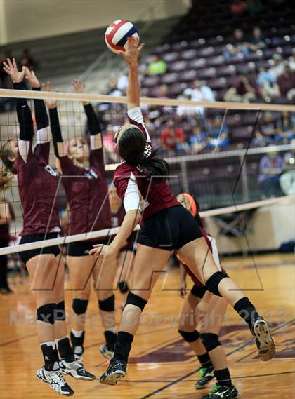 Thumbnail 2 in Floresville @ Uvalde photogallery.