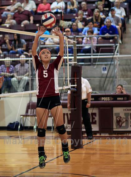 Thumbnail 1 in Floresville @ Uvalde photogallery.