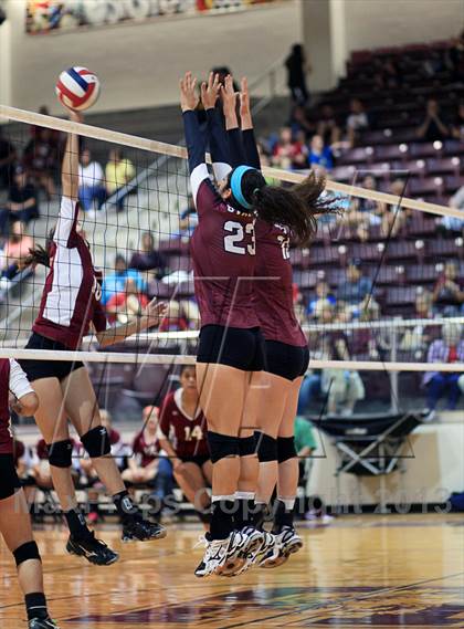 Thumbnail 1 in Floresville @ Uvalde photogallery.