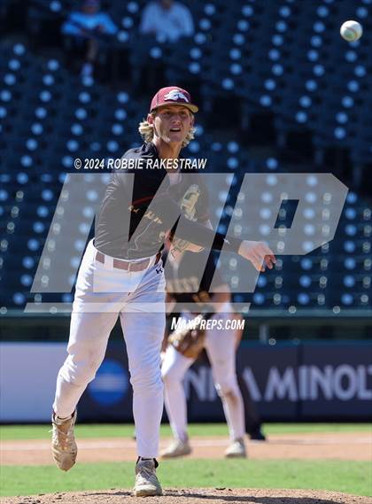 Thumbnail 2 in Lovejoy vs. Magnolia West (UIL 5A Baseball Semifinal) photogallery.