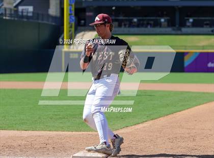 Thumbnail 2 in Lovejoy vs. Magnolia West (UIL 5A Baseball Semifinal) photogallery.