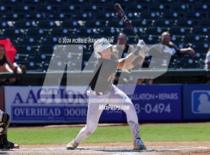 Thumbnail 2 in Lovejoy vs. Magnolia West (UIL 5A Baseball Semifinal) photogallery.