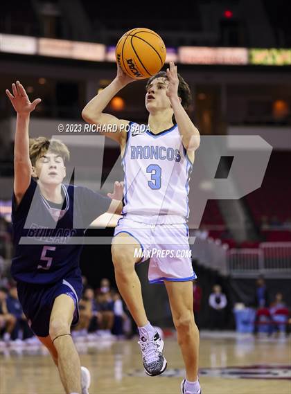 Thumbnail 3 in Bullard vs. Clovis North photogallery.