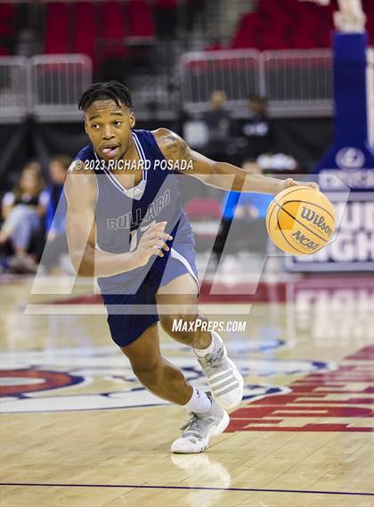 Thumbnail 3 in Bullard vs. Clovis North photogallery.
