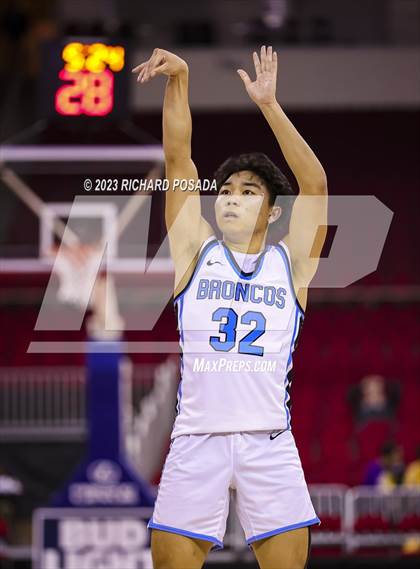 Thumbnail 3 in Bullard vs. Clovis North photogallery.