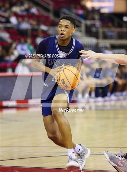 Thumbnail 1 in Bullard vs. Clovis North photogallery.