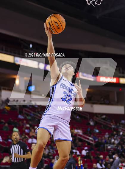 Thumbnail 3 in Bullard vs. Clovis North photogallery.