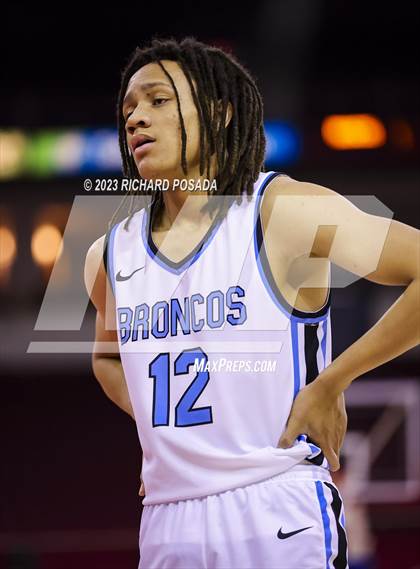 Thumbnail 2 in Bullard vs. Clovis North photogallery.