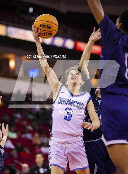 Thumbnail 3 in Bullard vs. Clovis North photogallery.