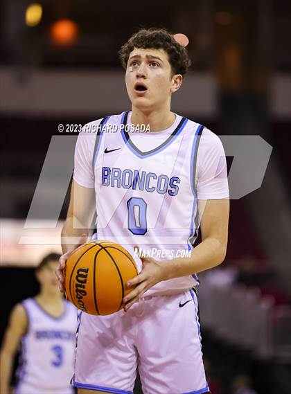 Thumbnail 1 in Bullard vs. Clovis North photogallery.