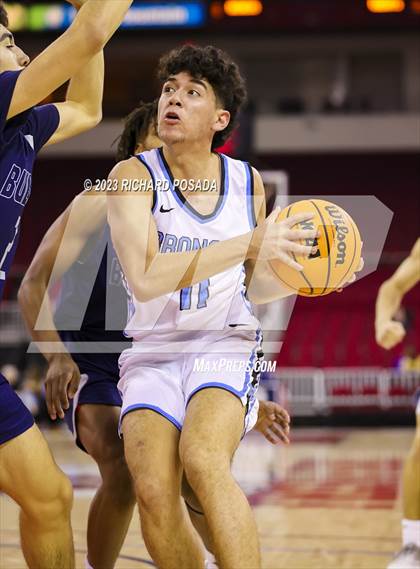 Thumbnail 2 in Bullard vs. Clovis North photogallery.