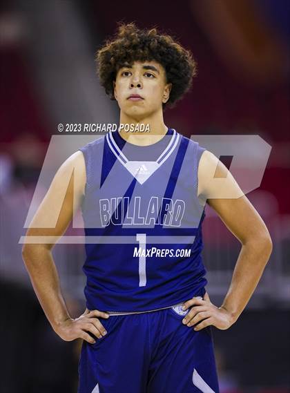 Thumbnail 3 in Bullard vs. Clovis North photogallery.