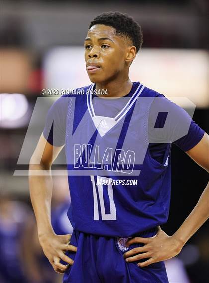 Thumbnail 3 in Bullard vs. Clovis North photogallery.